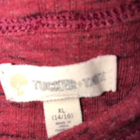 4/$25 tucker +Tate shirt - Picture 3 of 3